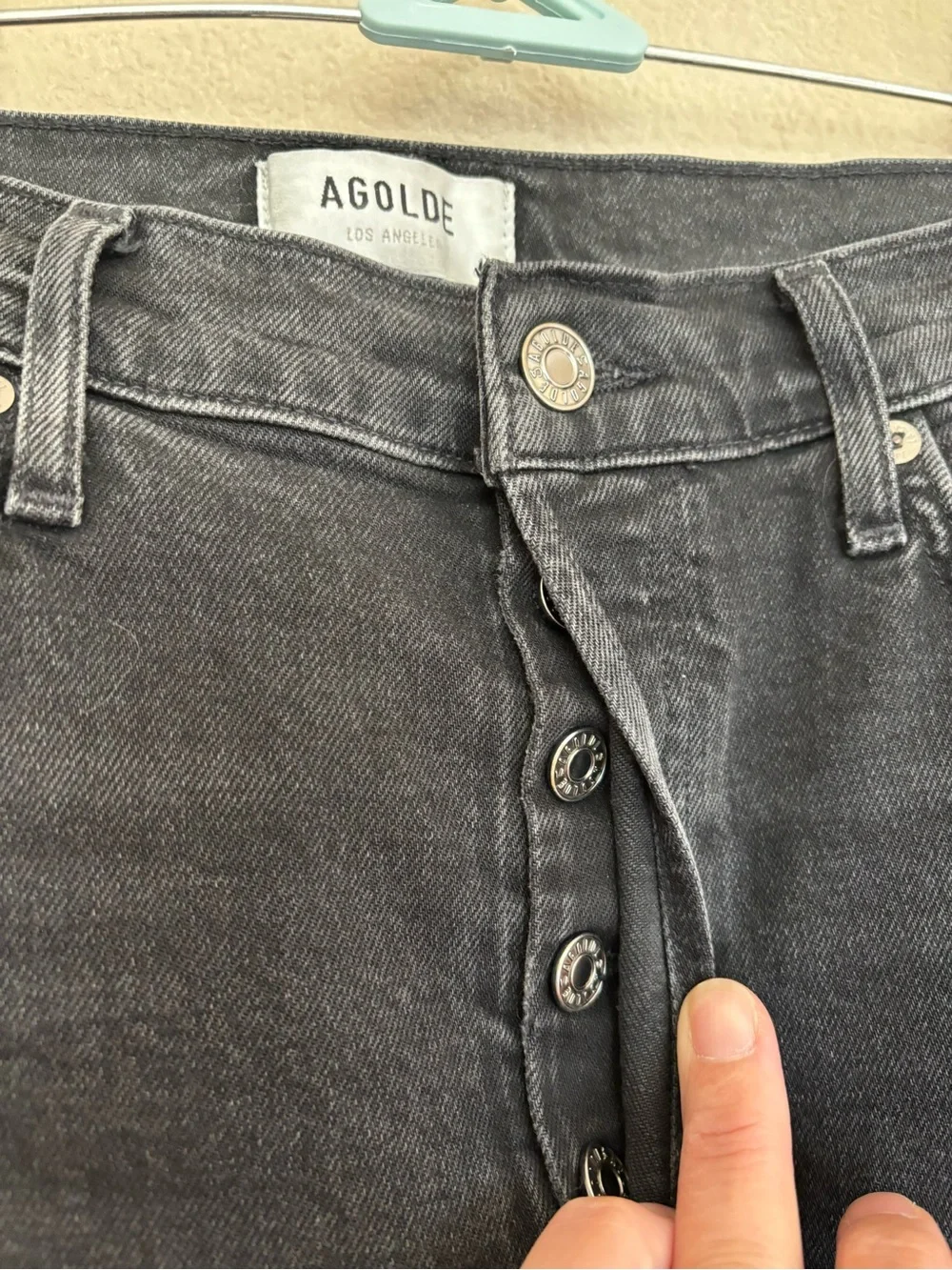 Agolde Riley Crop black jeans